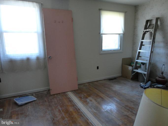 8176 Del Haven Road Dundalk, MD 21222 - Photo 1 of 4 Bedroom