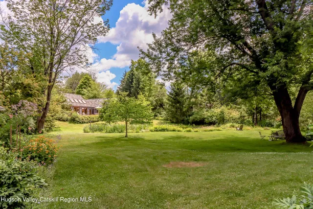 $1,528,000 | 858 Highway 203, Austerlitz, NY 12037