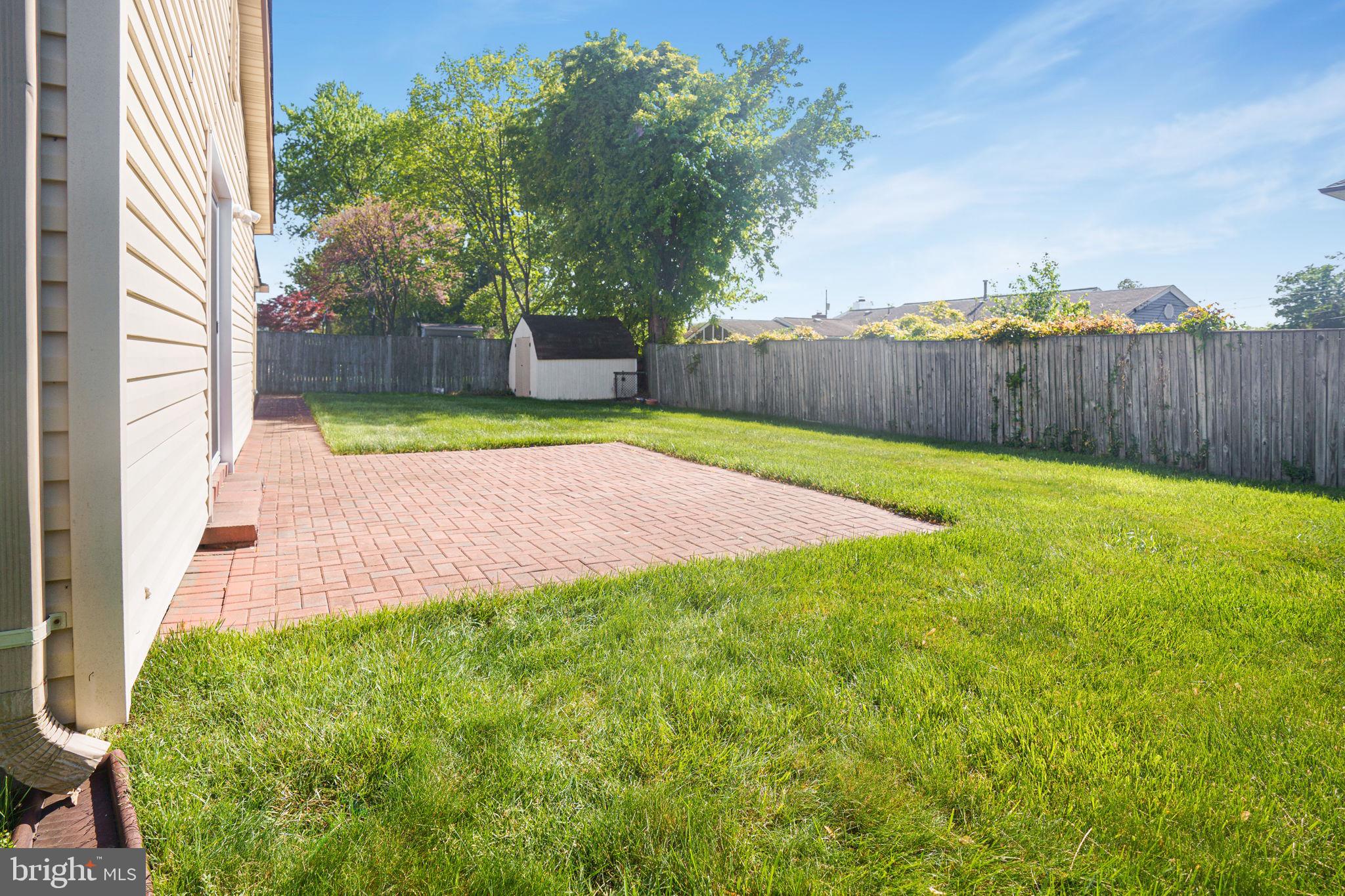6204 Alamo Street Springfield, VA 22150 - Photo 35 of 44 Fully fenced yard