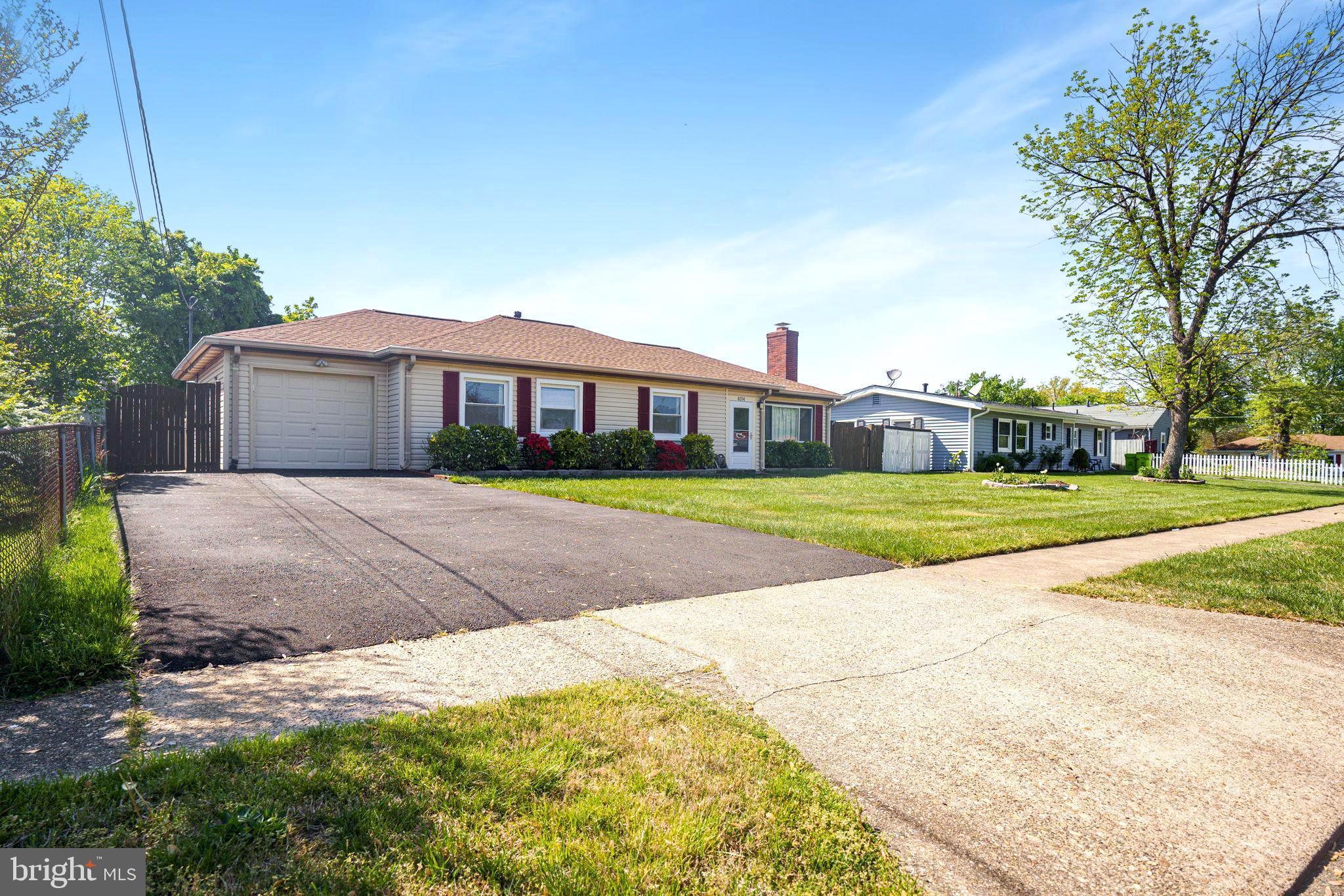 6204 Alamo Street Springfield, VA 22150 - Photo 43 of 44 Nice size driveway / garage