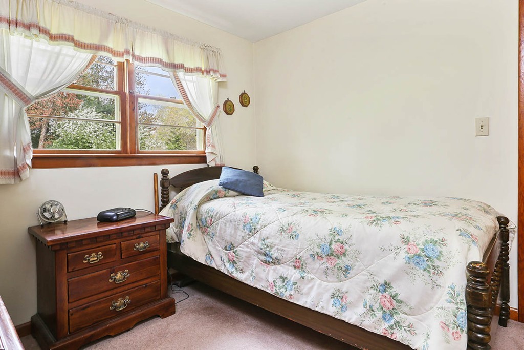 302 Ipswich Road Boxford, MA 01921 - Photo 11 of 22