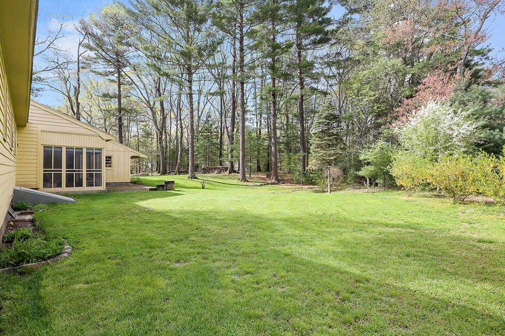 302 Ipswich Road Boxford, MA 01921 - Photo 16 of 22