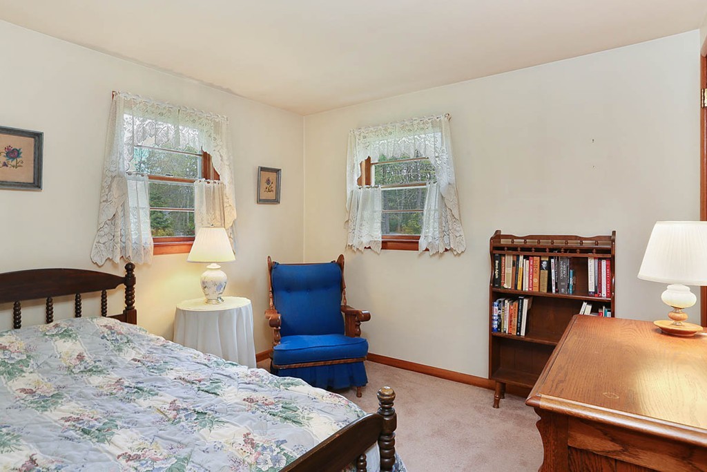 302 Ipswich Road Boxford, MA 01921 - Photo 10 of 22