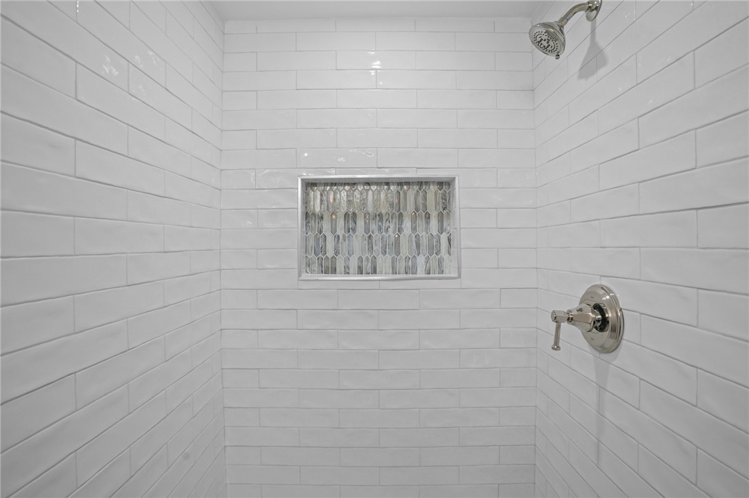 62 Bishop Hill Road Johnston, RI 02919 - Photo 29 of 33