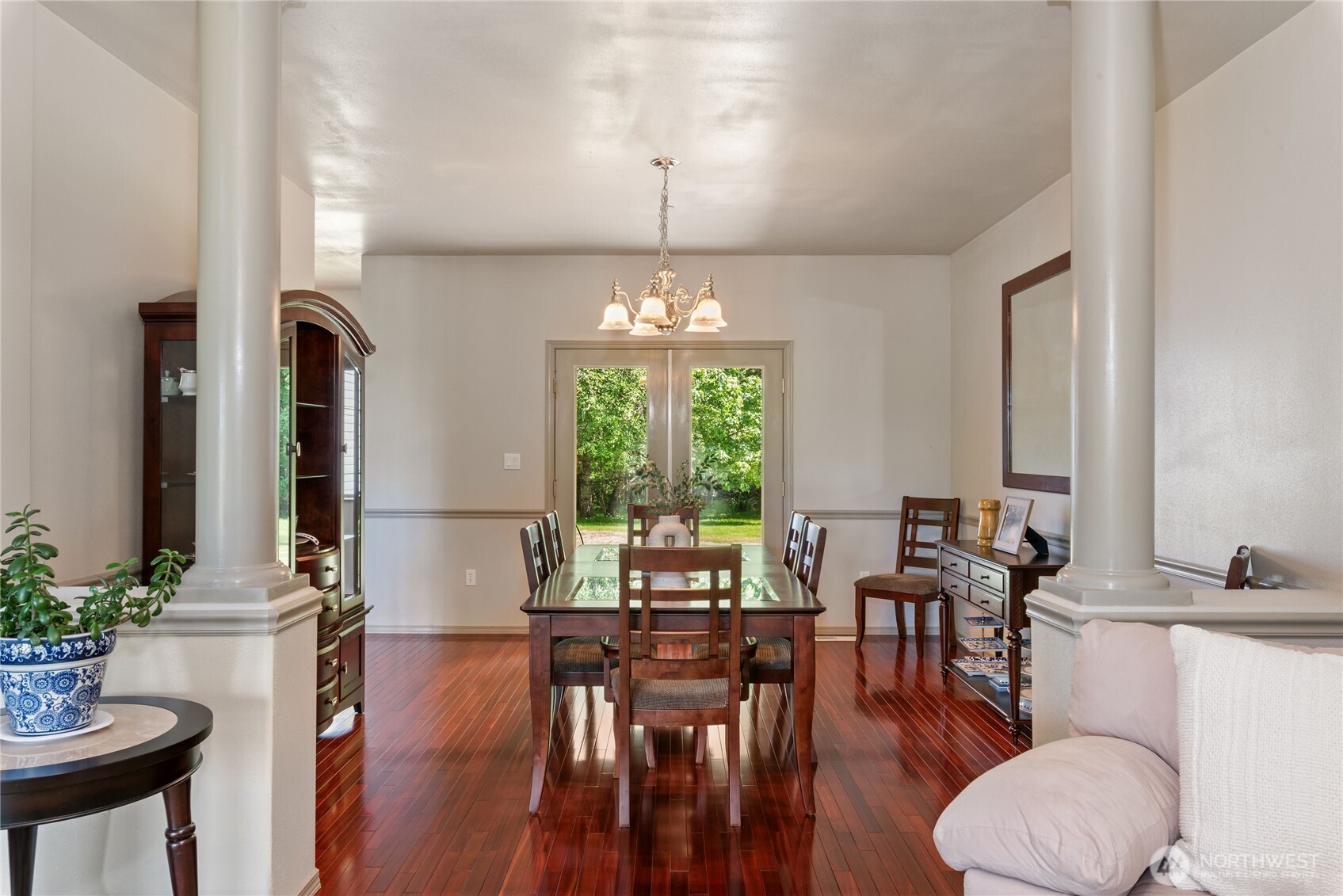 323 East Alderwood Road Belfair, WA 98528 - Photo 6 of 39