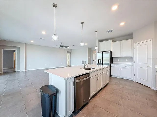 $549,900 | 10559 Bridgegate Hts Loop, San Antonio, FL 33576