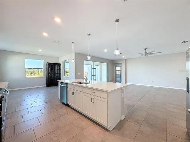 $549,900 | 10559 Bridgegate Hts Loop, San Antonio, FL 33576