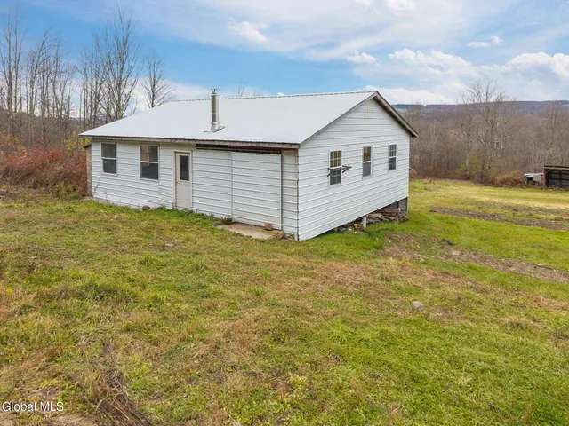 $371,999 | 4969 County Highway 18, Edmeston, NY 13411