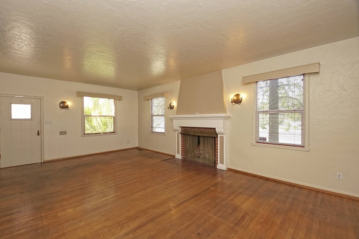 658 Rio Street Red Bluff, CA 96080 - Photo 7 of 38