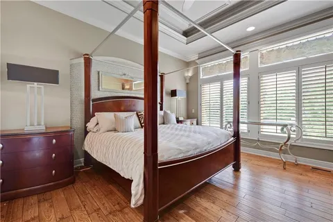 $1,250,000 | 17100 Penn Court, Loch Lloyd, MO 64012