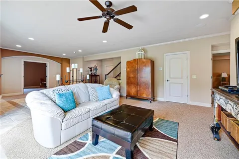 $1,250,000 | 17100 Penn Court, Loch Lloyd, MO 64012