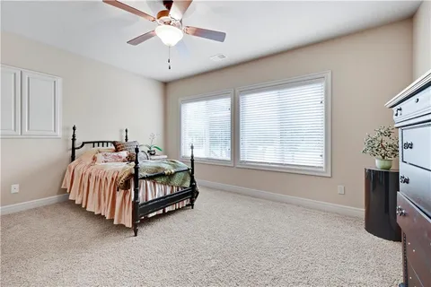 $1,250,000 | 17100 Penn Court, Loch Lloyd, MO 64012