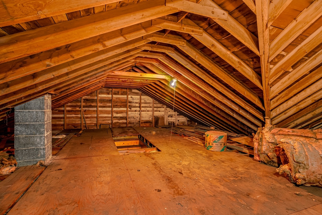 49 Bennett Street Chicopee, MA 01013 - Photo 27 of 42