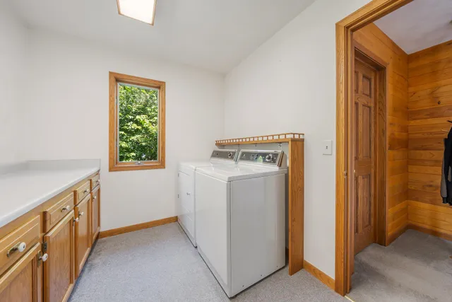 $1,175,000 | 85 Lake Rest Avenue, Oshkosh, WI 54902