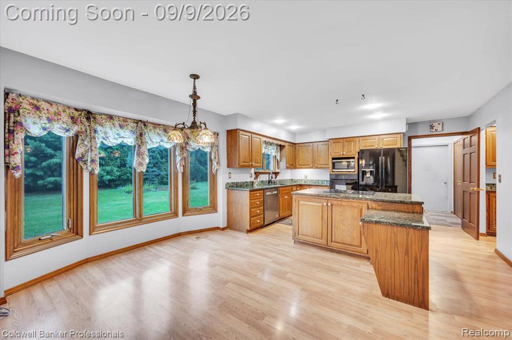 1405 McKail Road Leonard, MI 48367 - Photo 8 of 46 Gallery Image 8