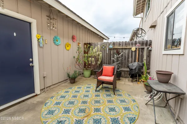 $385,000 | 230 North R Street, Lompoc, CA 93436