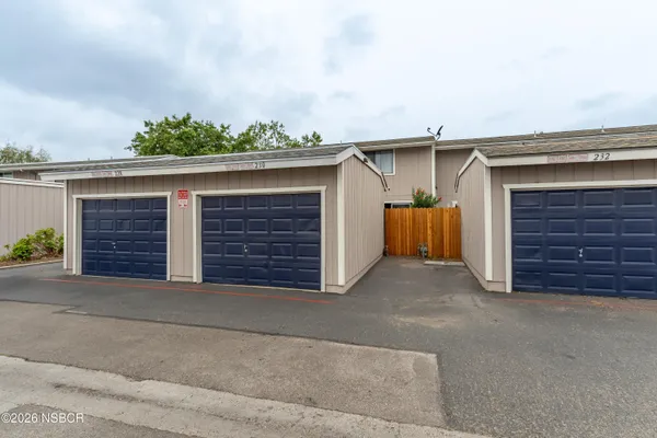 $385,000 | 230 North R Street, Lompoc, CA 93436