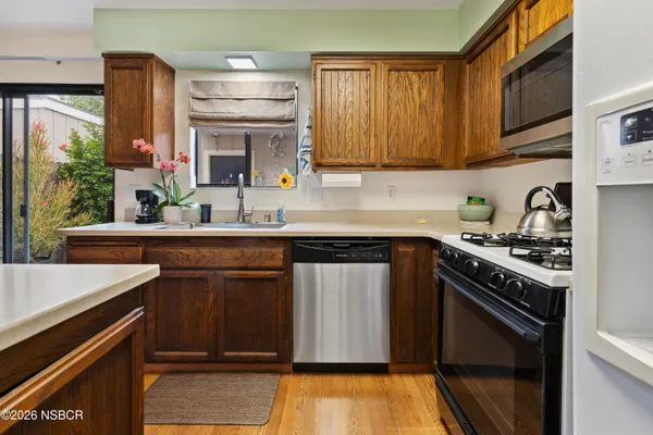 $385,000 | 230 North R Street, Lompoc, CA 93436