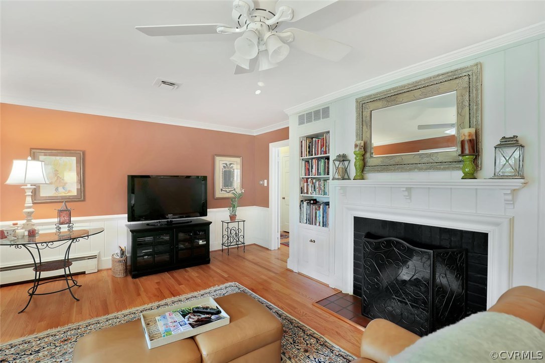 8805 Sierra Road Henrico, VA 23229 - Photo 13 of 36 You'll also find handsome built-ins in the family