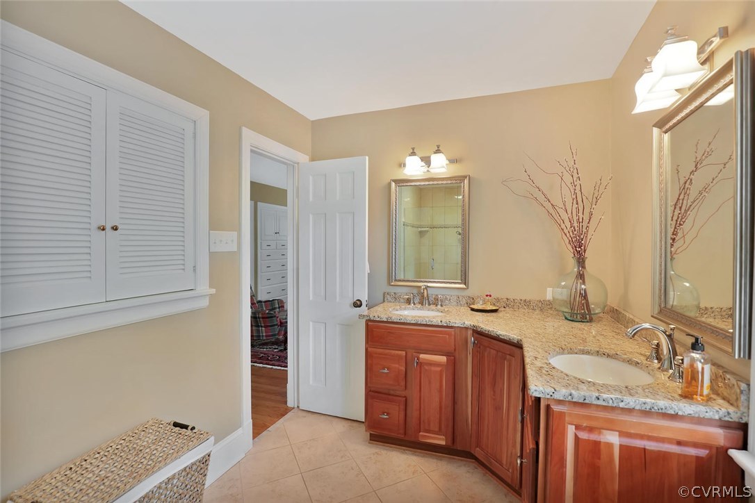 8805 Sierra Road Henrico, VA 23229 - Photo 27 of 36 There's plenty of room for two in this master bath
