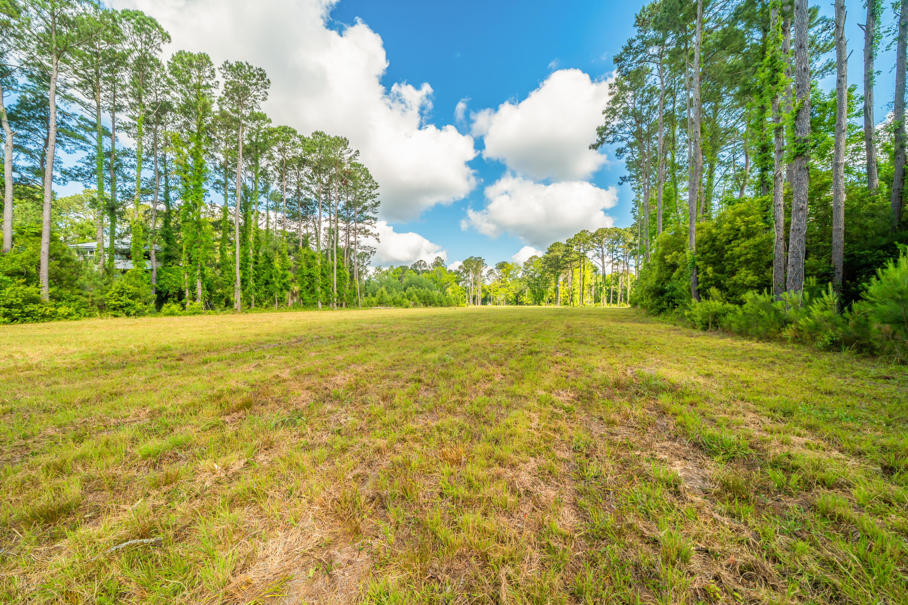 317 McClellan Avenue McClellanville, SC 29458 - Photo 14 of 18 317McClellanAve-KeenEyeMarketing-006