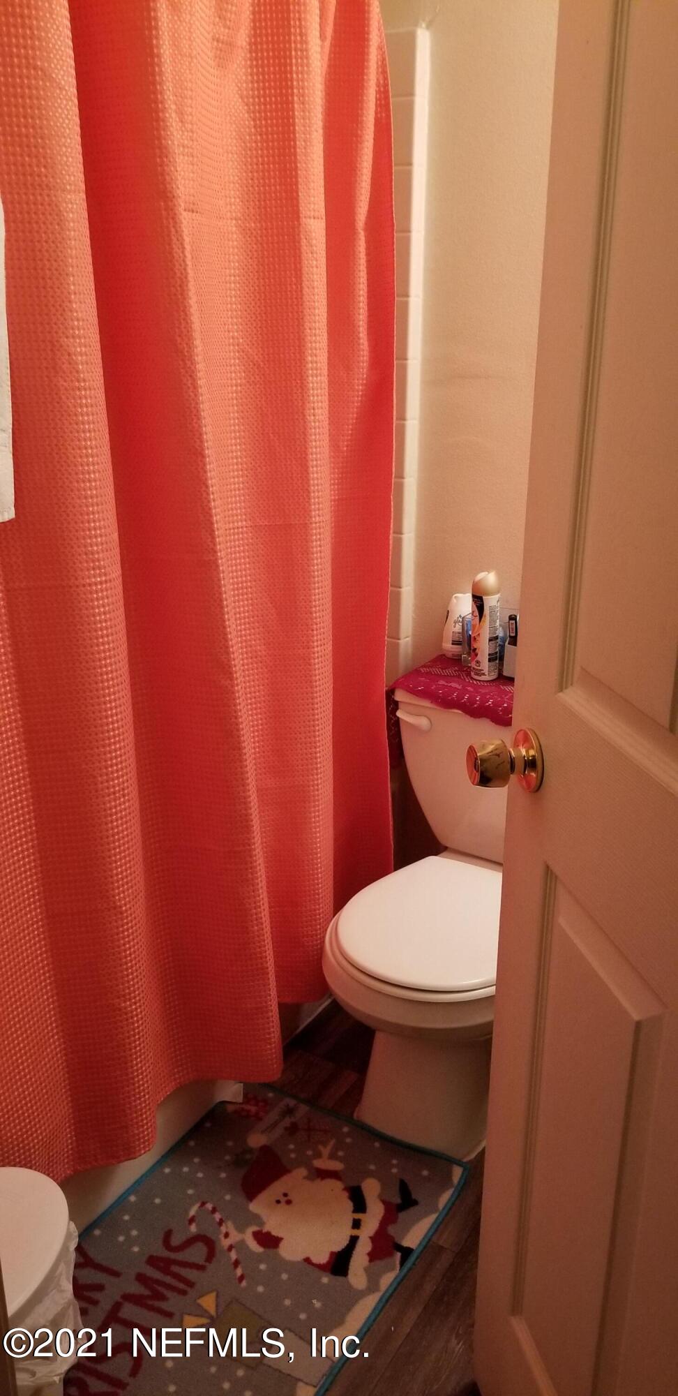 1850 Forsyth Court Jacksonville, FL 32233 - Photo 8 of 11 20210401_110106