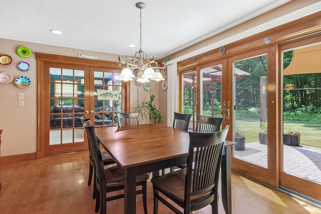 24 Manchaug Road Sutton, MA 01590 - Photo 19 of 40