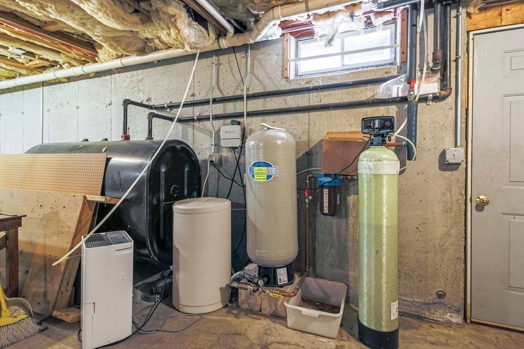 24 Manchaug Road Sutton, MA 01590 - Photo 36 of 40