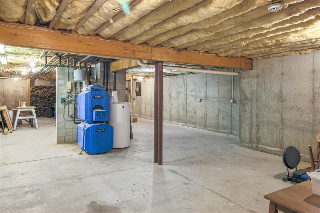 24 Manchaug Road Sutton, MA 01590 - Photo 37 of 40