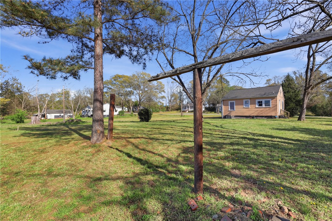 612 Crescent Drive Anderson, SC 29624 - Photo 22 of 34