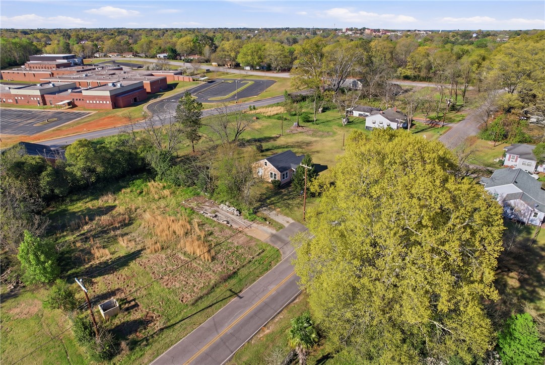 612 Crescent Drive Anderson, SC 29624 - Photo 31 of 34