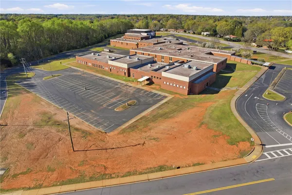 $169,000 | 612 Crescent Drive, Anderson, SC 29624