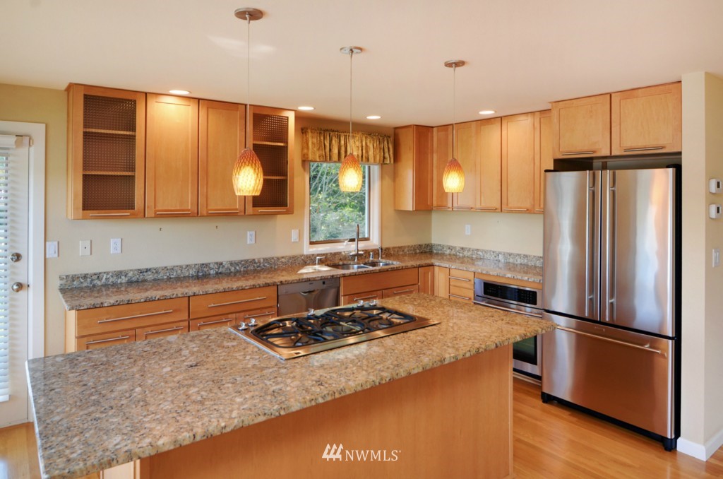 16082 Pearson Road Northeast Poulsbo, WA 98370 - Photo 8 of 23 Gallery Image 8
