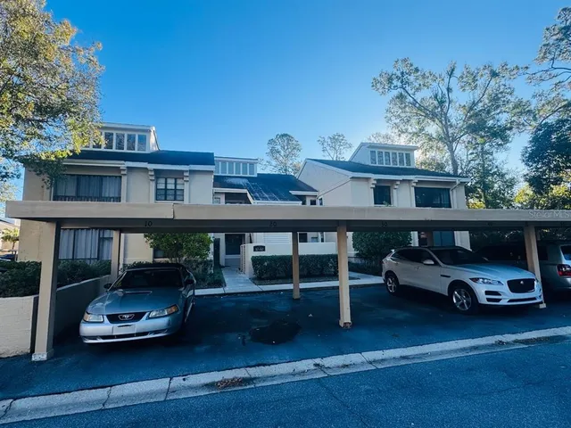 $2,200 | 40 Austin Place, Oldsmar, FL 34677