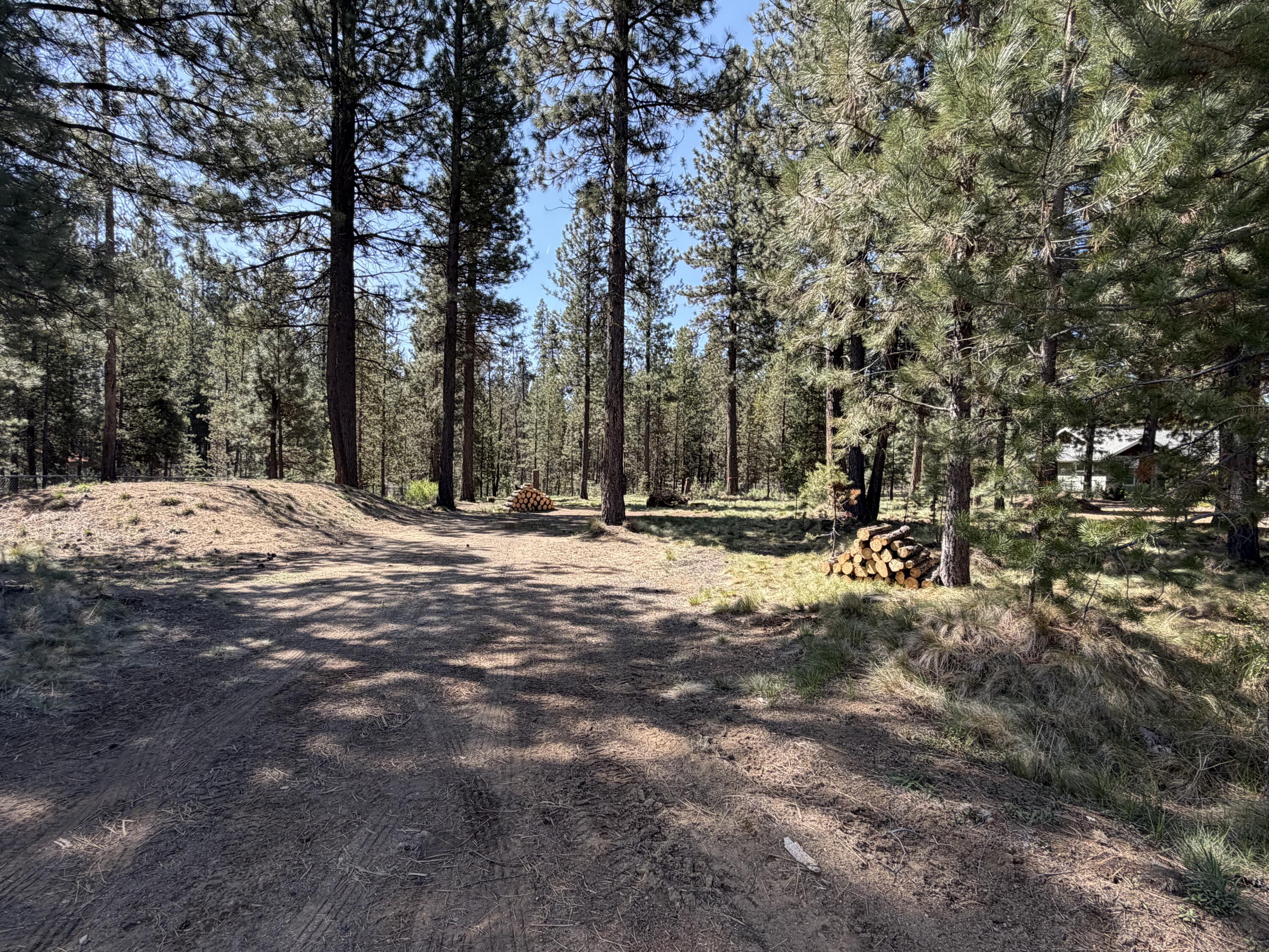 17019 Upland Road Bend, OR 97707 - Photo 14 of 14 upland14