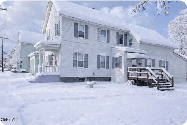 $1,450 | 31 Crandall Street, Unit 2, Glens Falls, NY 12801