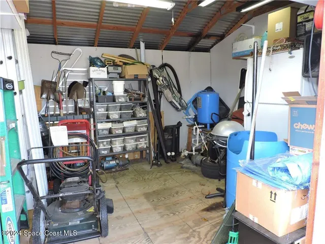 a view of an outdoor space