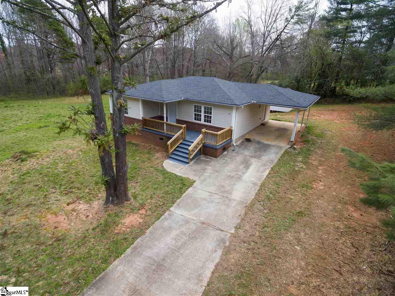 310 South 580 Inman, SC 29349 - Photo 1 of 27 Gallery Image 1