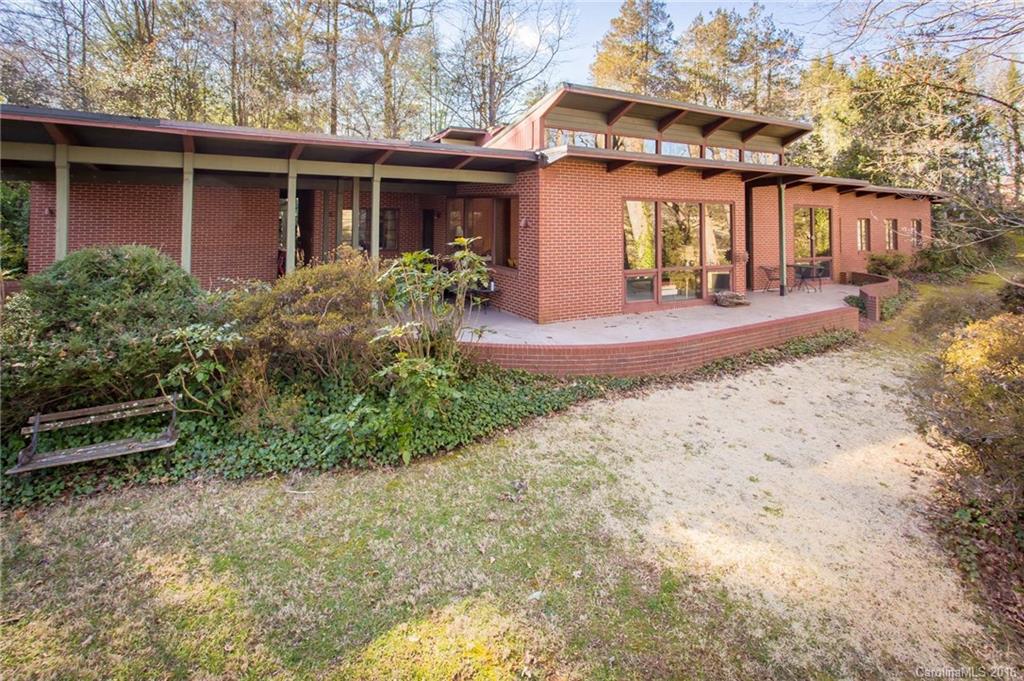 636 Golf Course Road Morganton, NC 28655 - Photo 1 of 23 Gallery Image 1
