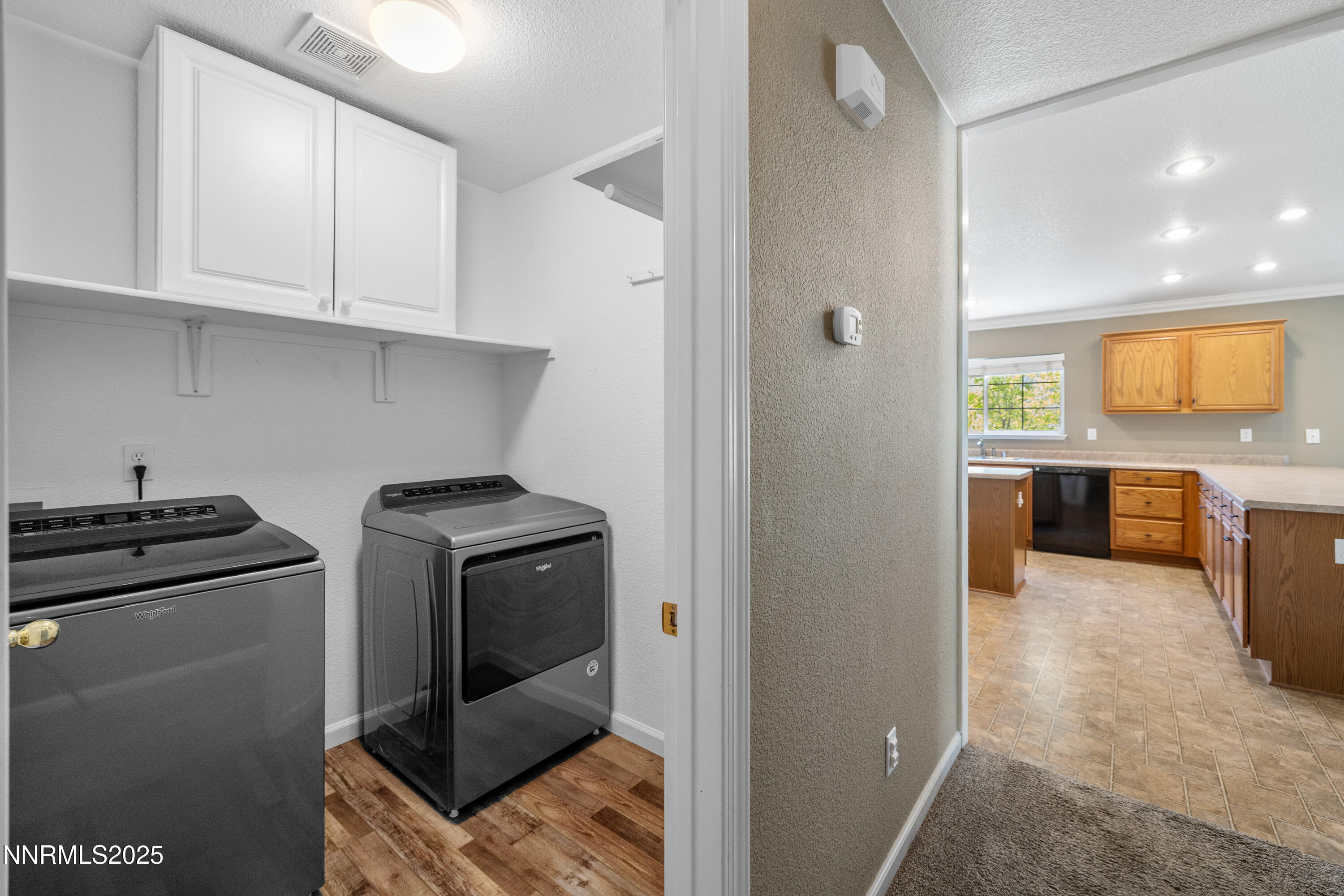 18265 Cedar View Court Reno, NV 89508 - Photo 17 of 25 016_24-print-18265_cedar_view-14_590