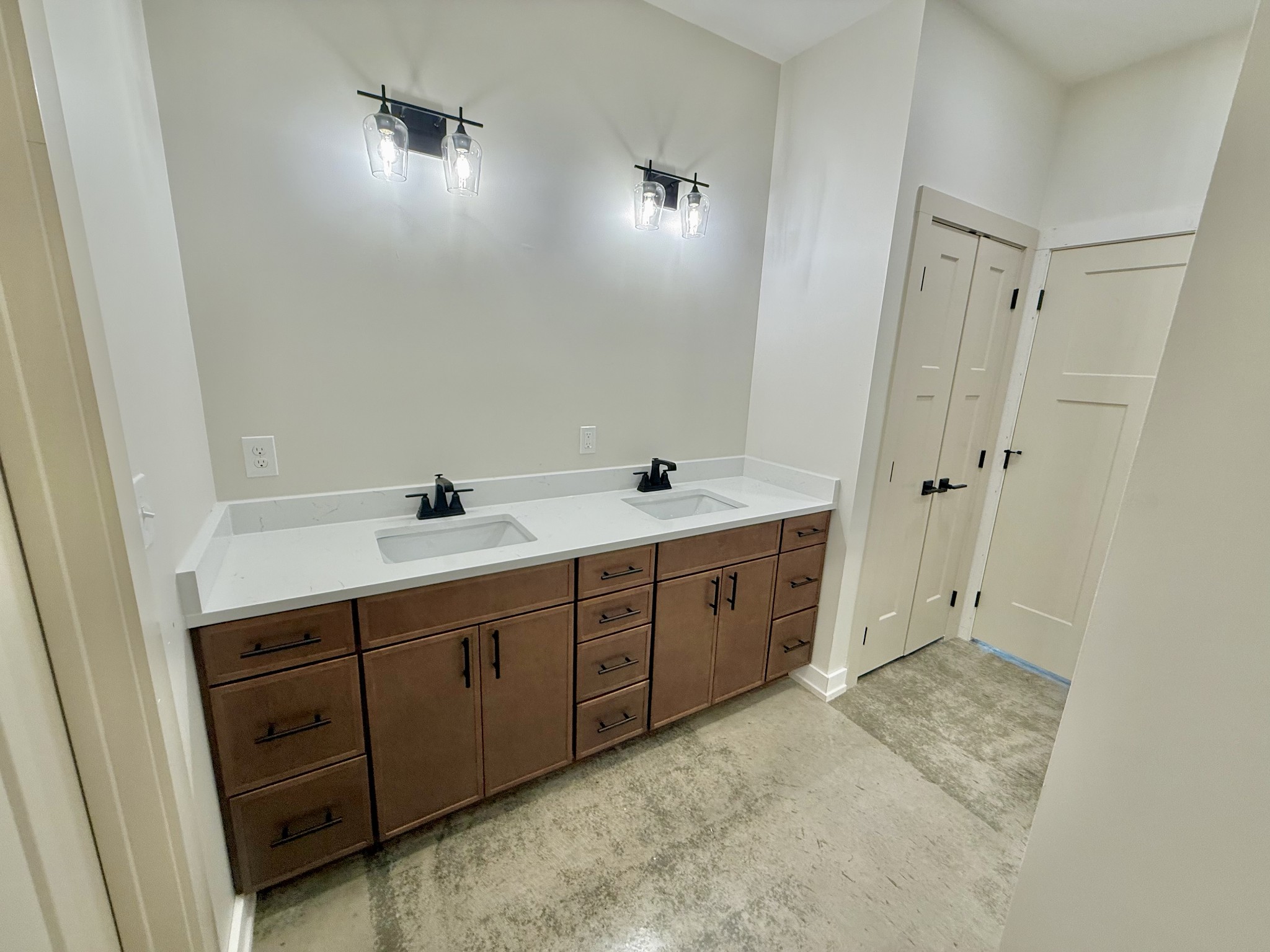 5572 Antioch Road Hopkinsville, KY 42240 - Photo 17 of 33 Gallery Image 17