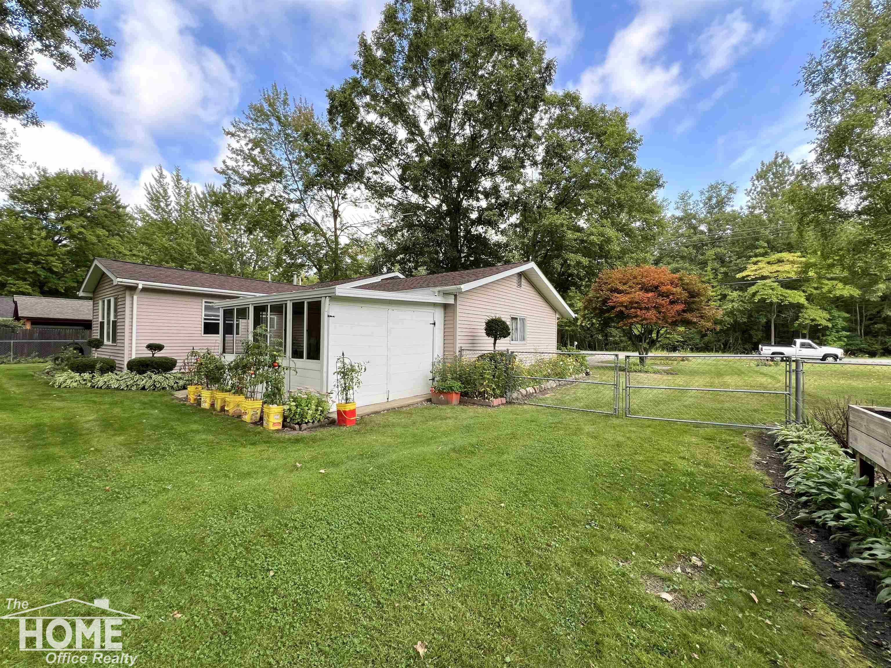 12461 West Townline Road St. Charles, MI 48655 - Photo 45 of 71 50153649-5beb3695-1bfb-47ea-9f2a-f4bc6ce065ce.JPG
