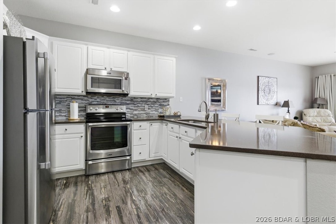 1181 Jeffries Road, Unit A302 Osage Beach, MO 65065 - Photo 12 of 45