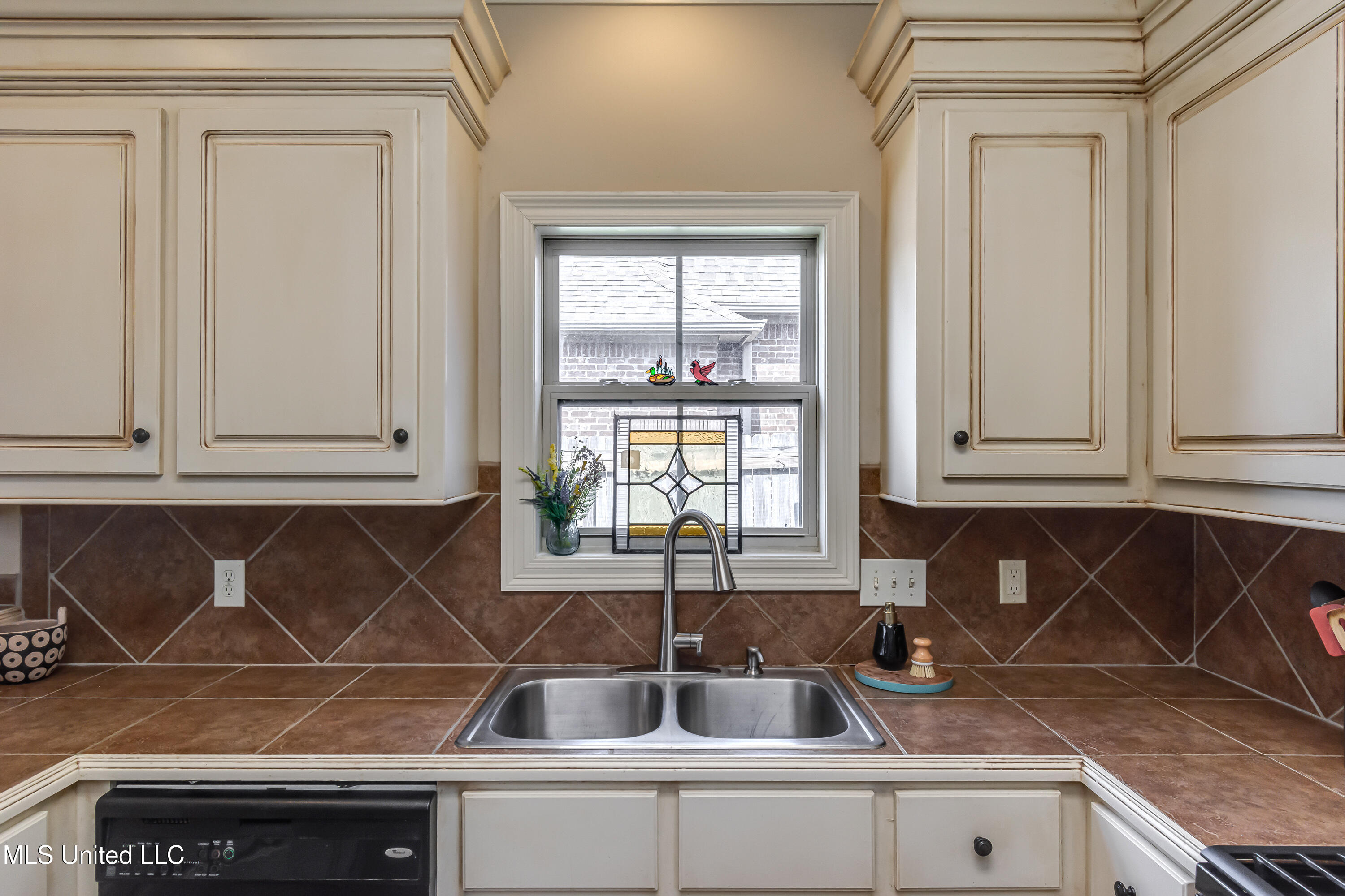 1036 Bowsprit Lane Brandon, MS 39047 - Photo 19 of 41 1036 Bowspirit Ln-35