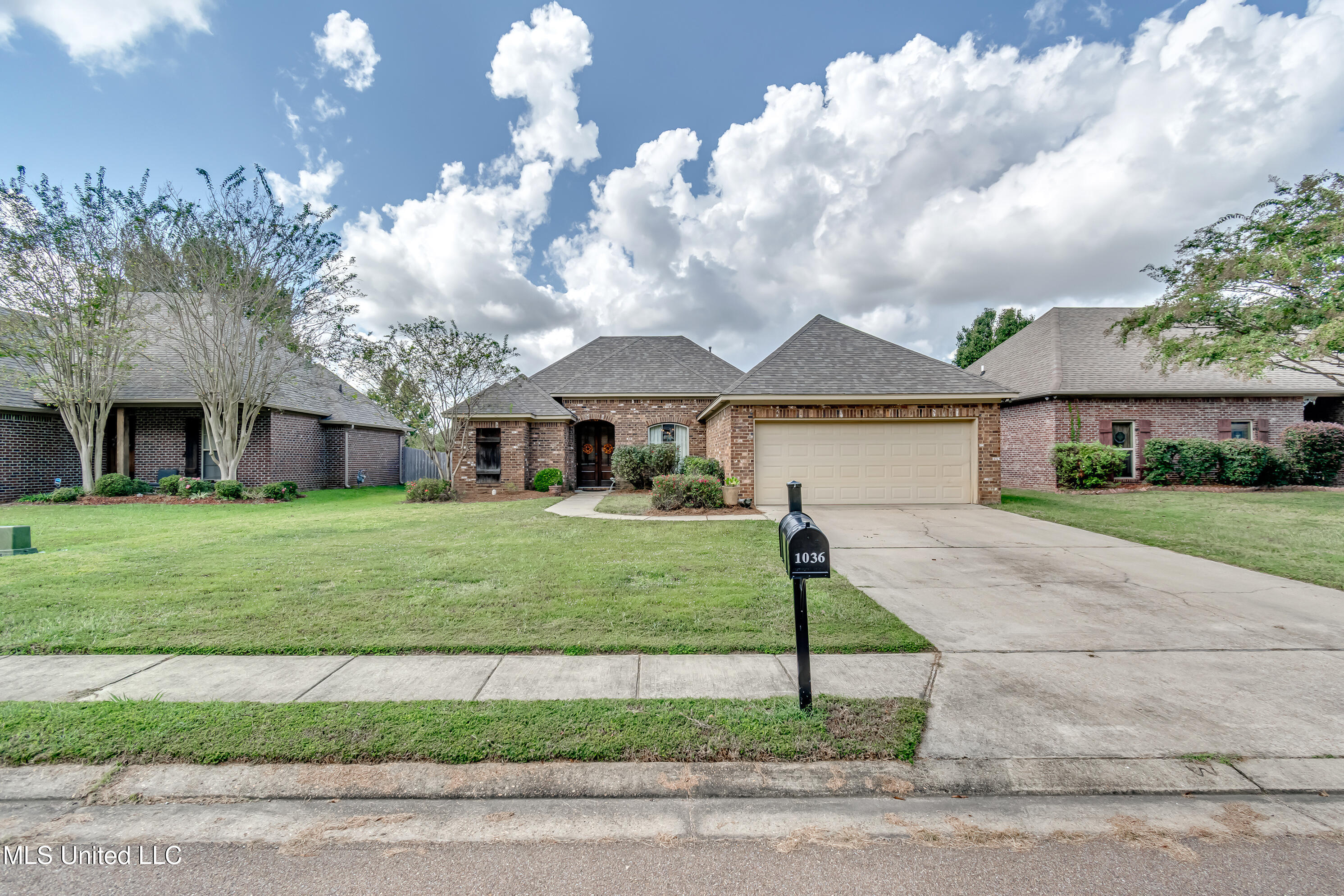 1036 Bowsprit Lane Brandon, MS 39047 - Photo 2 of 41 1036 Bowspirit Ln-4