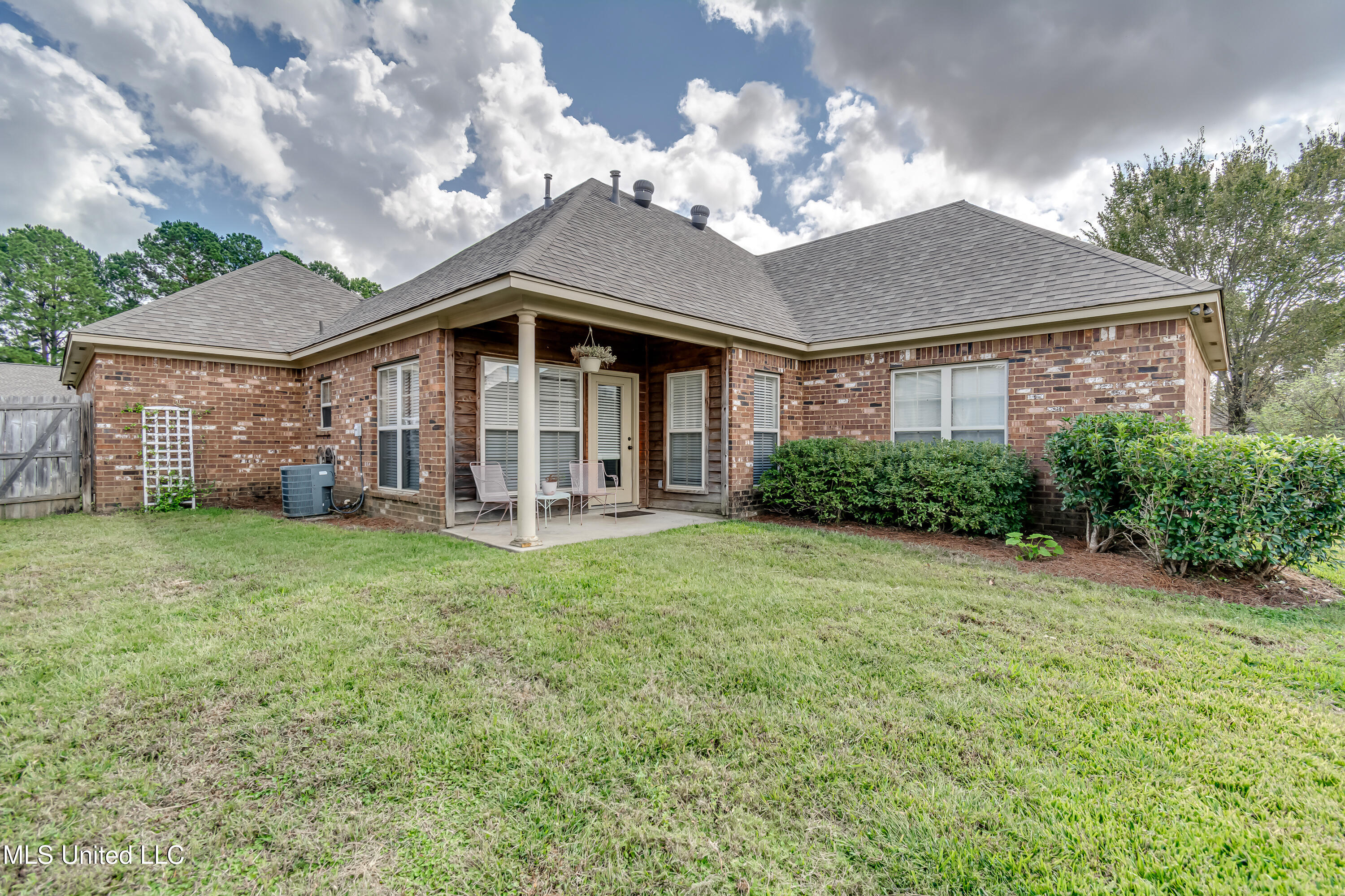 1036 Bowsprit Lane Brandon, MS 39047 - Photo 40 of 41 1036 Bowspirit Ln-14