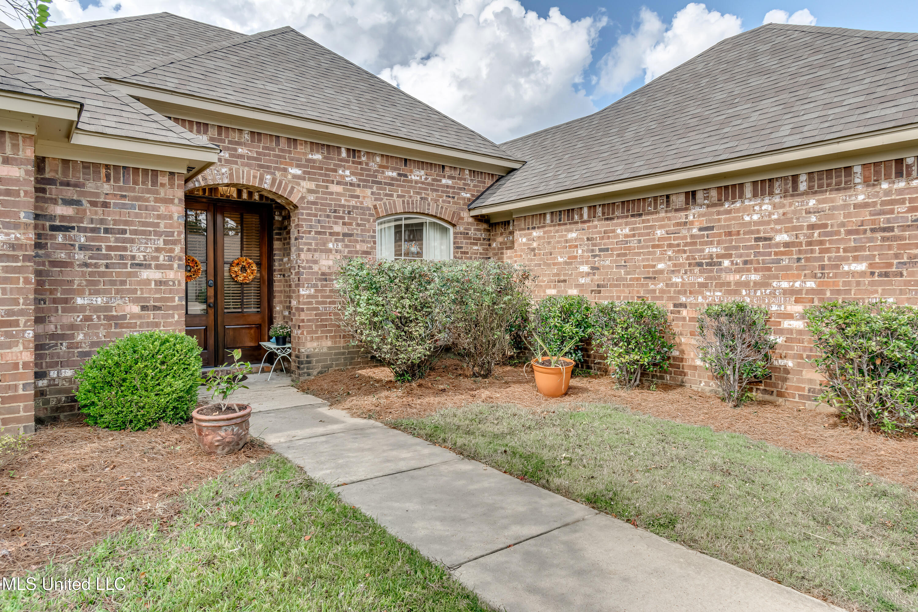 1036 Bowsprit Lane Brandon, MS 39047 - Photo 4 of 41 1036 Bowspirit Ln-3