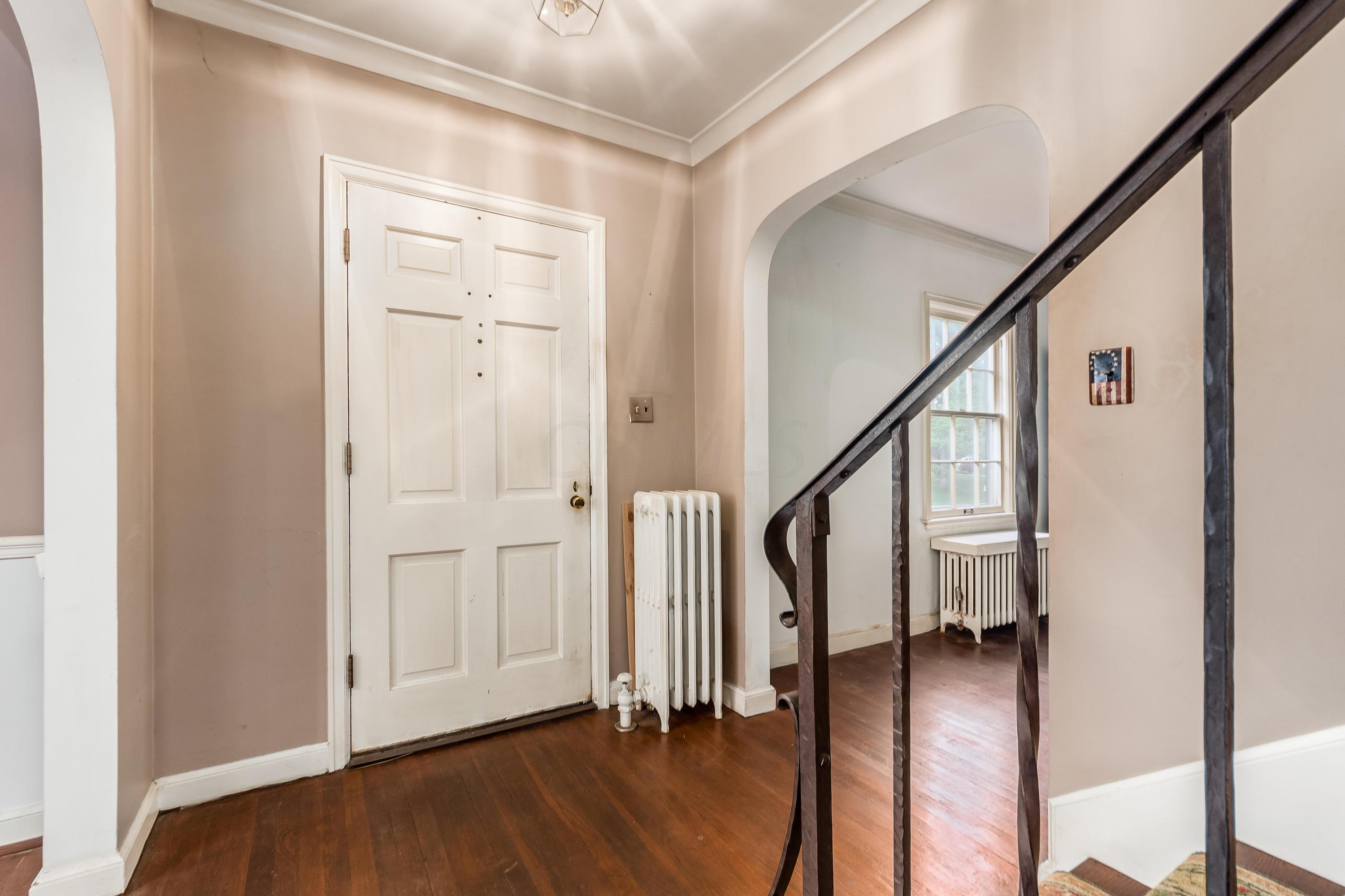 1913 Collingswood Road Columbus, OH 43221 - Photo 23 of 46