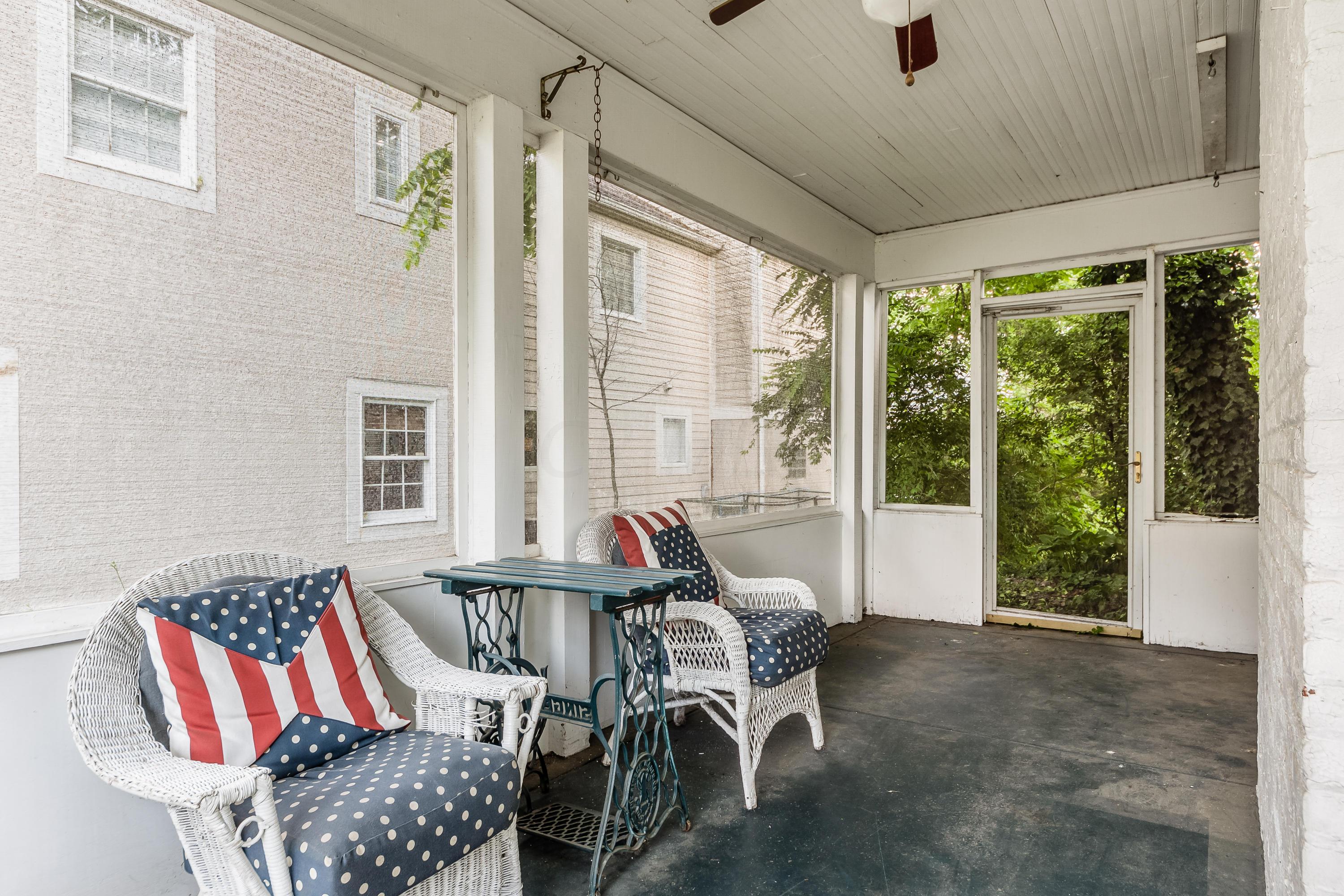 1913 Collingswood Road Columbus, OH 43221 - Photo 41 of 46