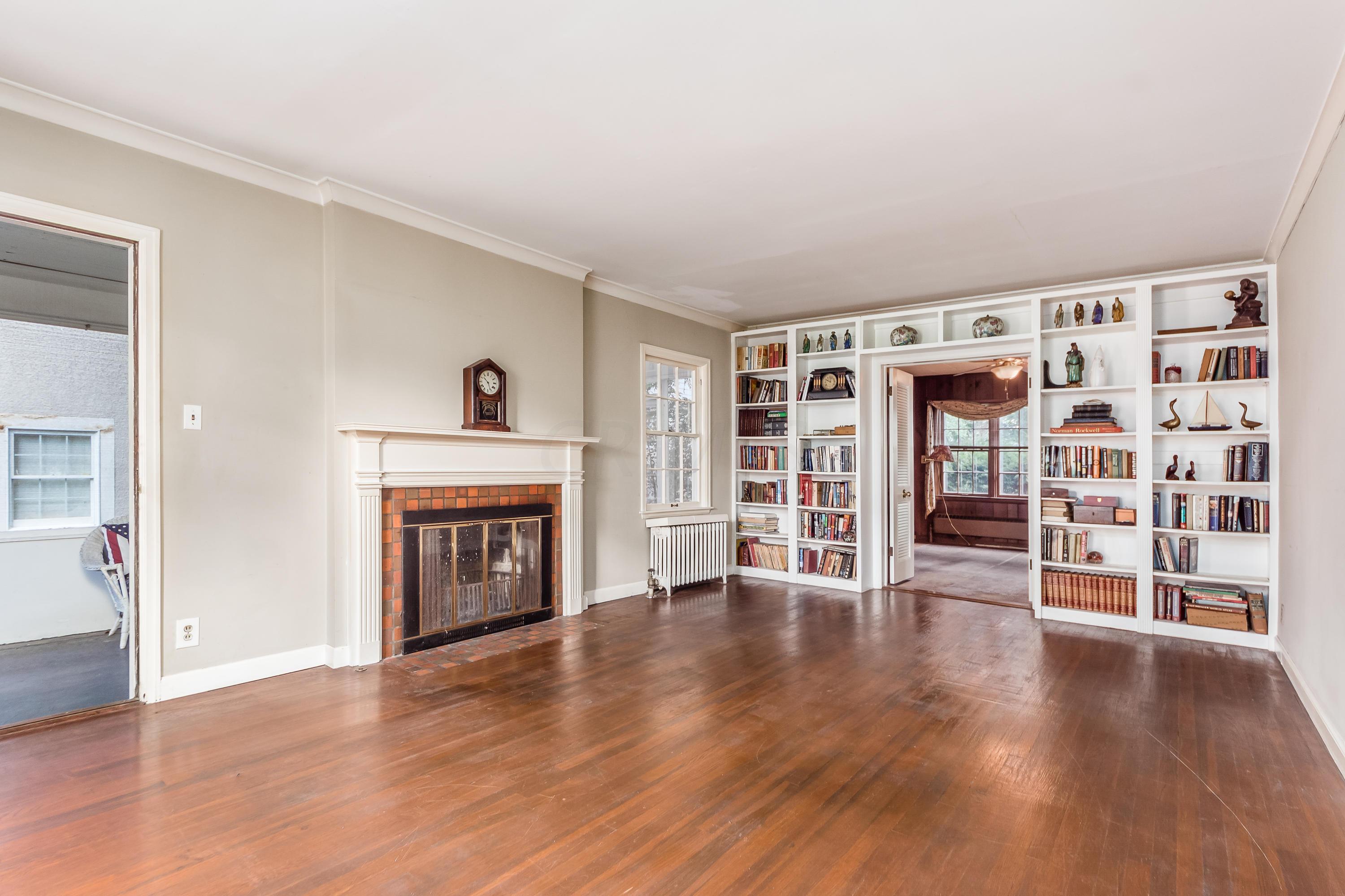 1913 Collingswood Road Columbus, OH 43221 - Photo 7 of 46